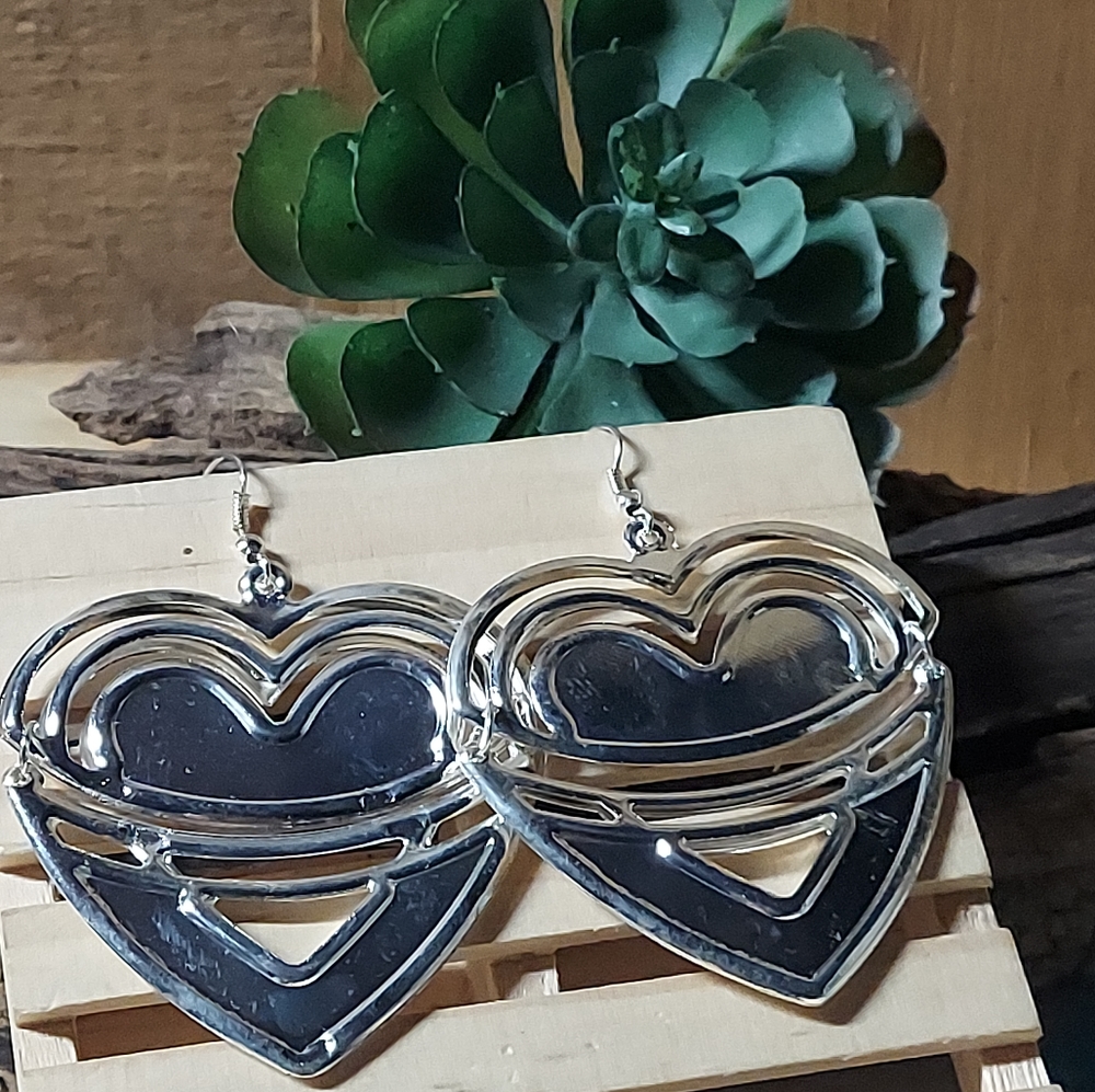 E1227 Silvertone Hinged Heart Statement Earrings